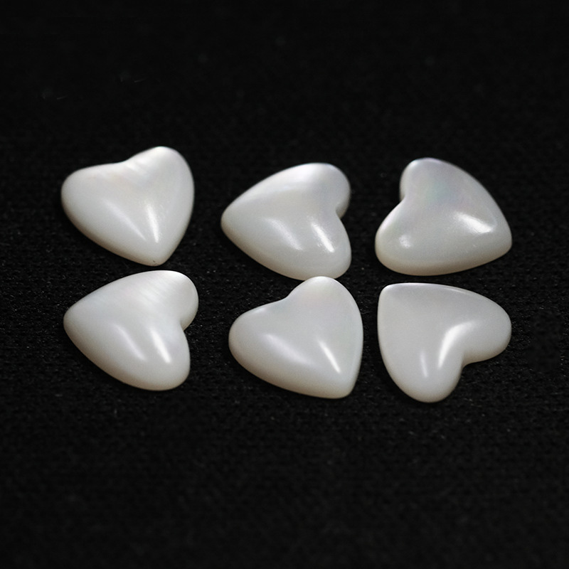 Minimalist and niche flat bottomed curved heart-shaped heart-shaped heart-shaped heart-shaped heart-shaped heart, bare stone natural white shell mother of pearl jewelry DIY accessories wholesale